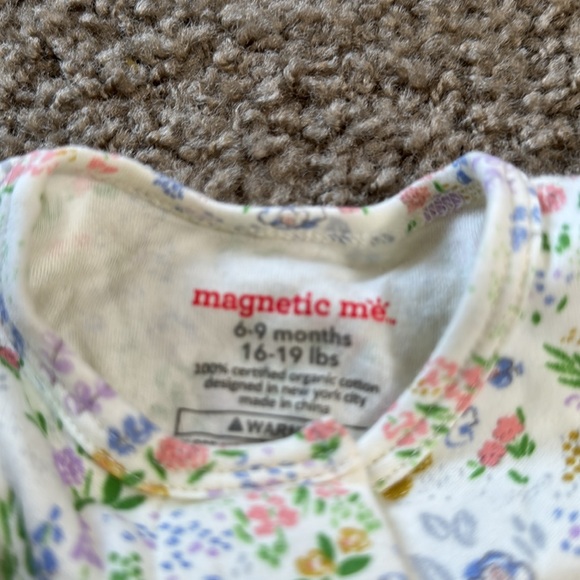 Magnetic Me Flower Romper - Picture 2 of 3